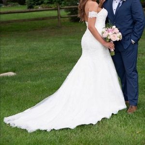 Beautiful Lace Wedding Dress